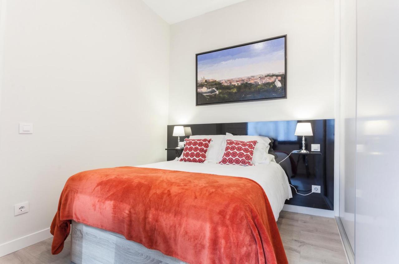 Apartamento Gran Via En Мадрид Екстер'єр фото